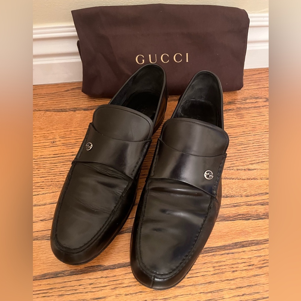 Gucci Men's Black Leather Slip-On Loafers